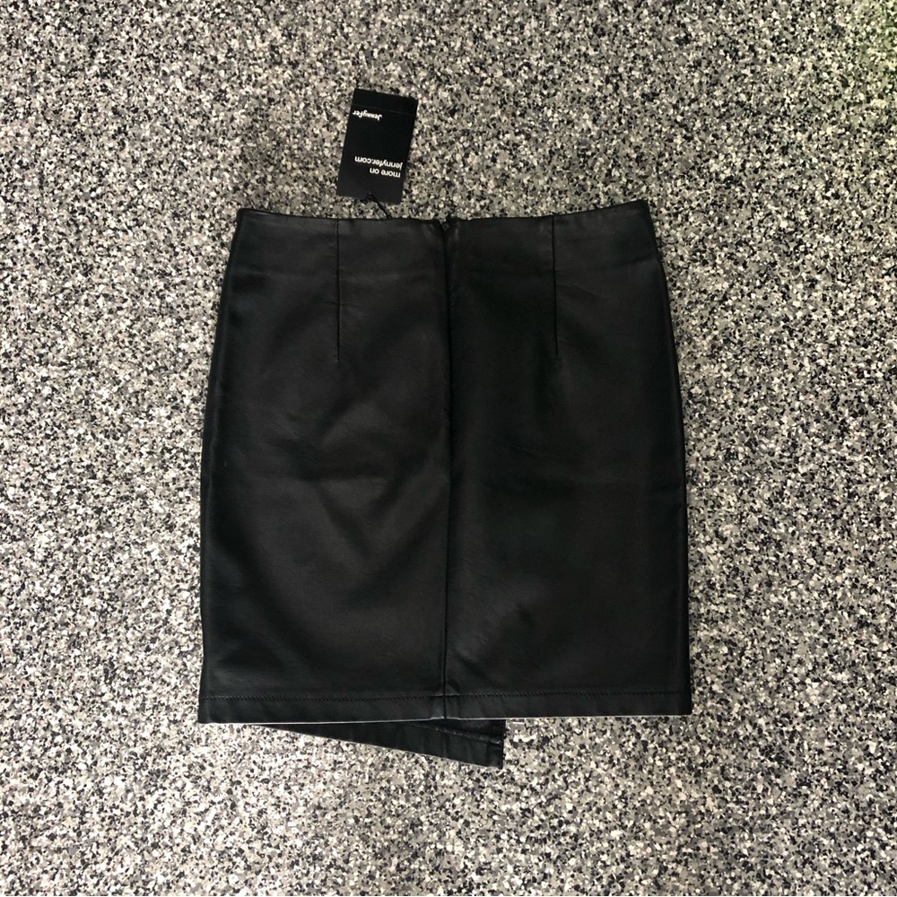 Jennyfer ✦ Faux Leather Black Mini Skirt from France (S) - Picture 5 of 5